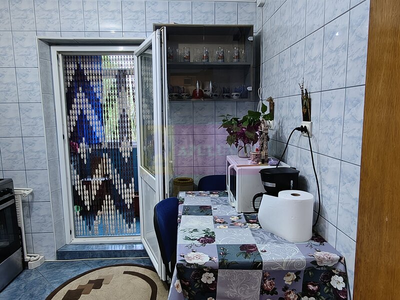 Apartament 3 camere confort 1 Decomandat Colentina- Maior Bacila