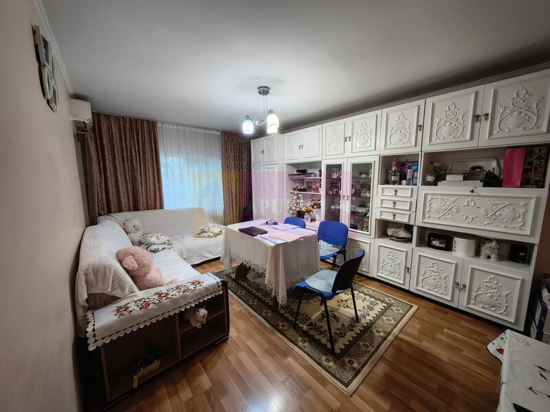 Apartament 3 camere confort 1 Decomandat Colentina- Maior Bacila